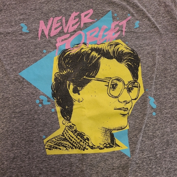 Stranger Things Barb Never Forget Ringer T-Shirt Size 2XL - Picture 3 of 4